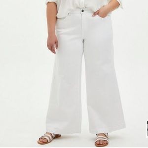 Torrid Wide Leg Vintage Stretch High Rise Jean